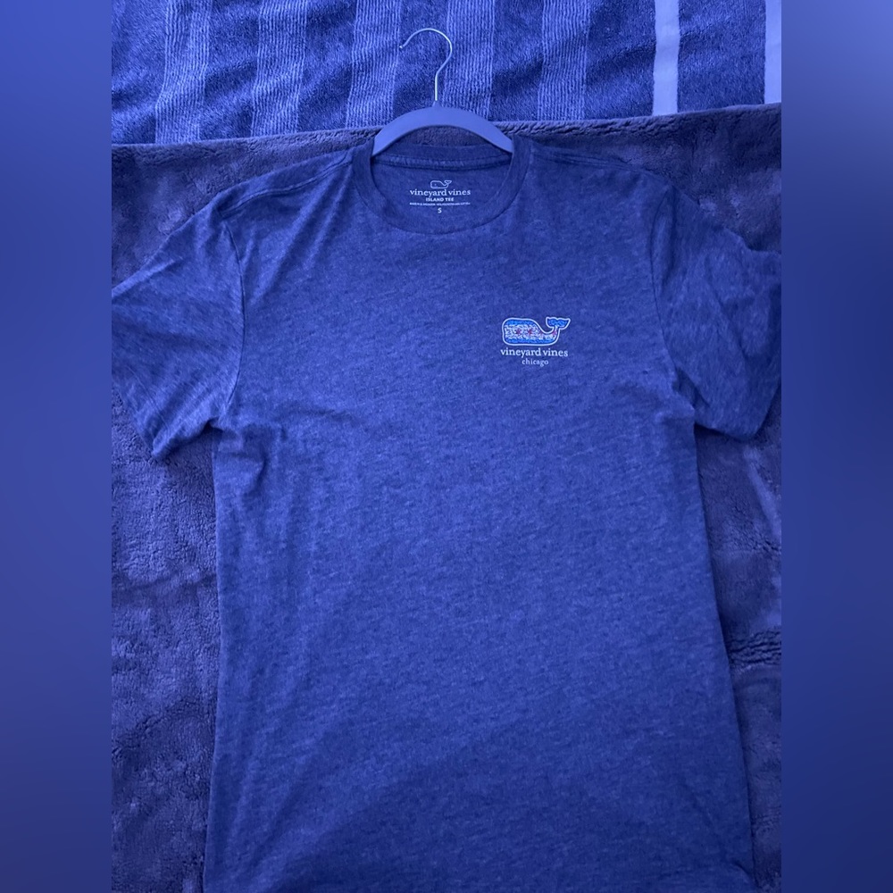 Vineyard Vines Island Tee